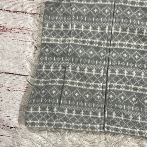 LL Bean Gorpcore Gray Fair Isle Fleece Zip Vest - Picture 8 of 10